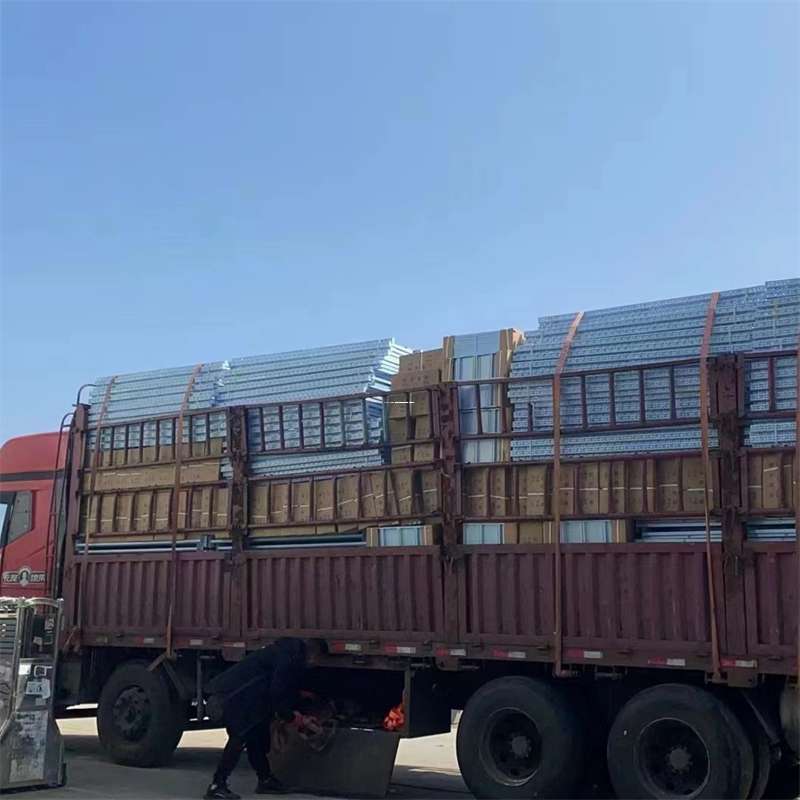 山东聊城东阿县到新疆阿勒泰富蕴县物流公司，一站式服务